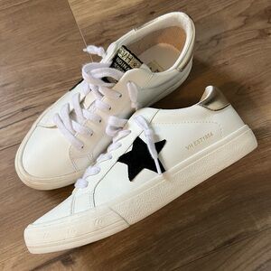 Vintage Havana Low Top Sneaker